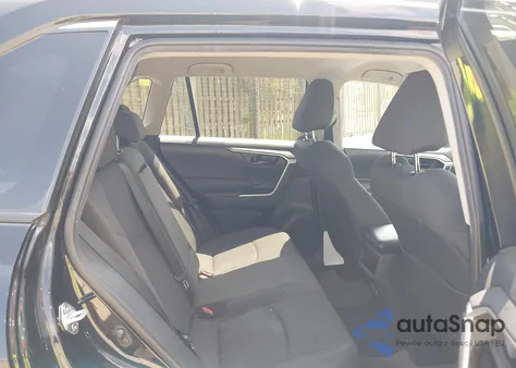 2021 Toyota Rav4 Le z USA, uszkodzony, nr VIN 2T3F1RFV6MC158814